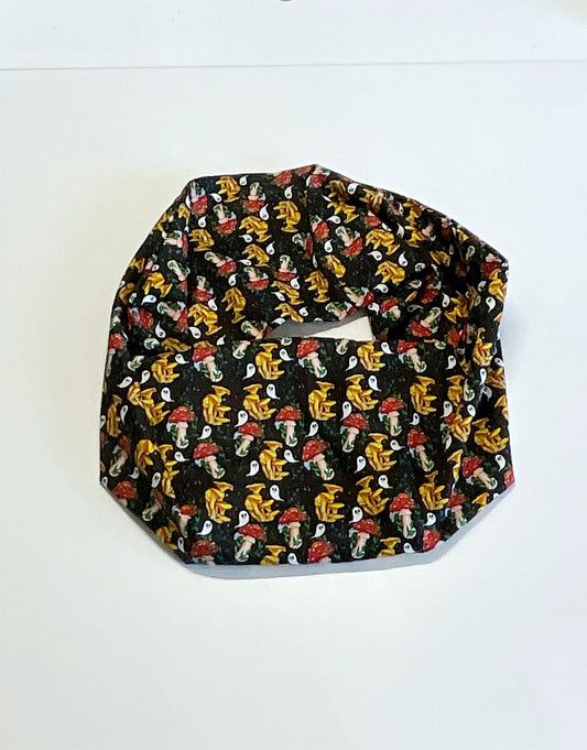 Ghost and Mushrooms Bonding Scarf