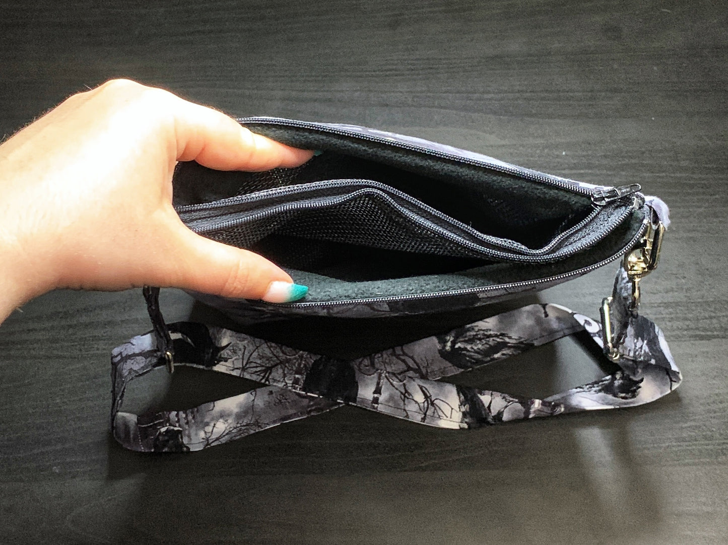 Raven Introduction Pouch